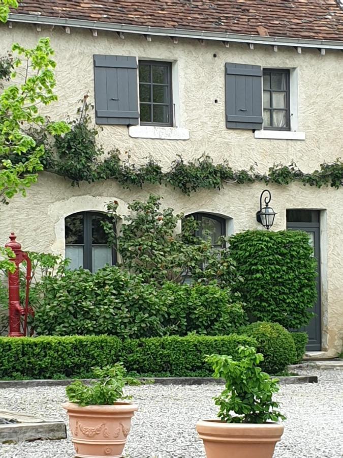 Domaine De La Crapaudine Hotell Rosnay  Exteriör bild