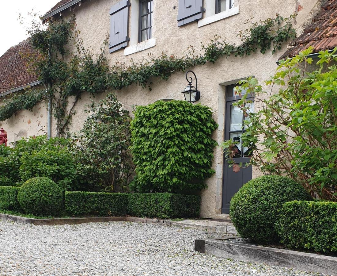Domaine De La Crapaudine Hotell Rosnay  Exteriör bild